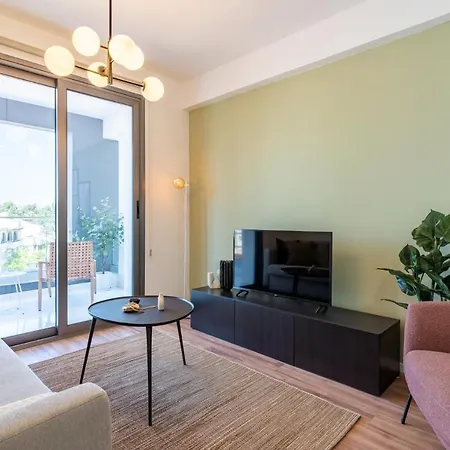 Апартаменти Latte's Prime 1-bedroom In Ларнака