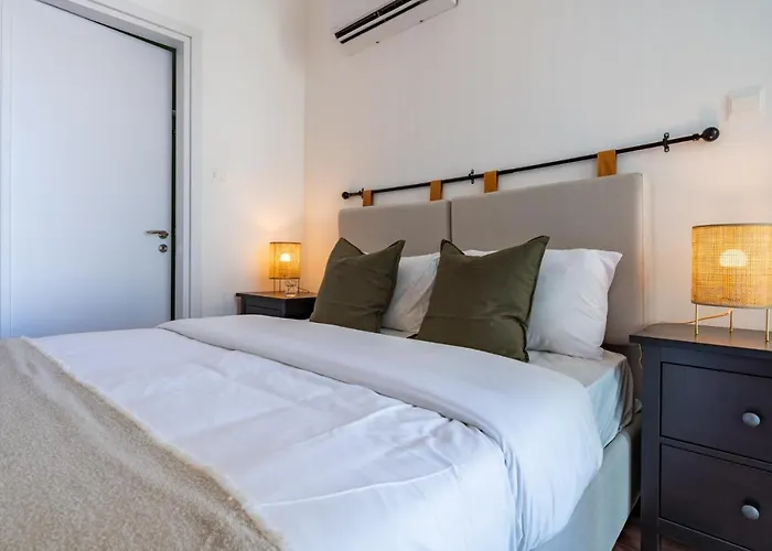 Daire Latte's Prime 1-bedroom In *