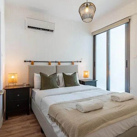 Latte's Prime 1-bedroom In Lárnaka