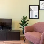 Latte's Prime 1-bedroom In *